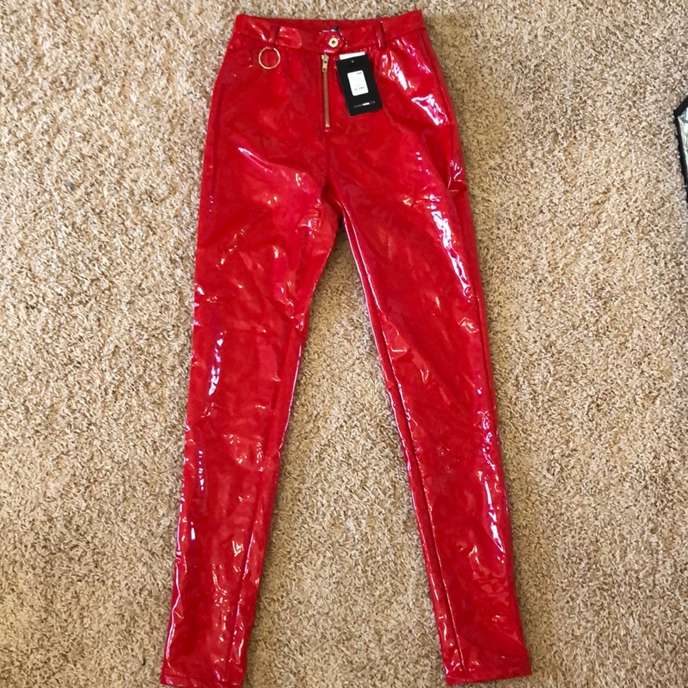 NWT Fashion Nova Never Get Attached Pants, size S